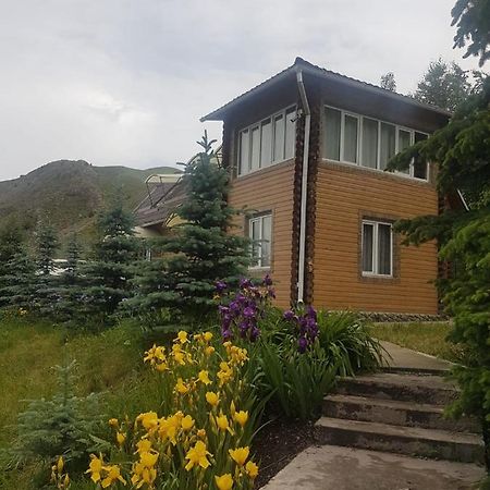 Гостевой Дом Коль-Тор Kegeti Exterior photo